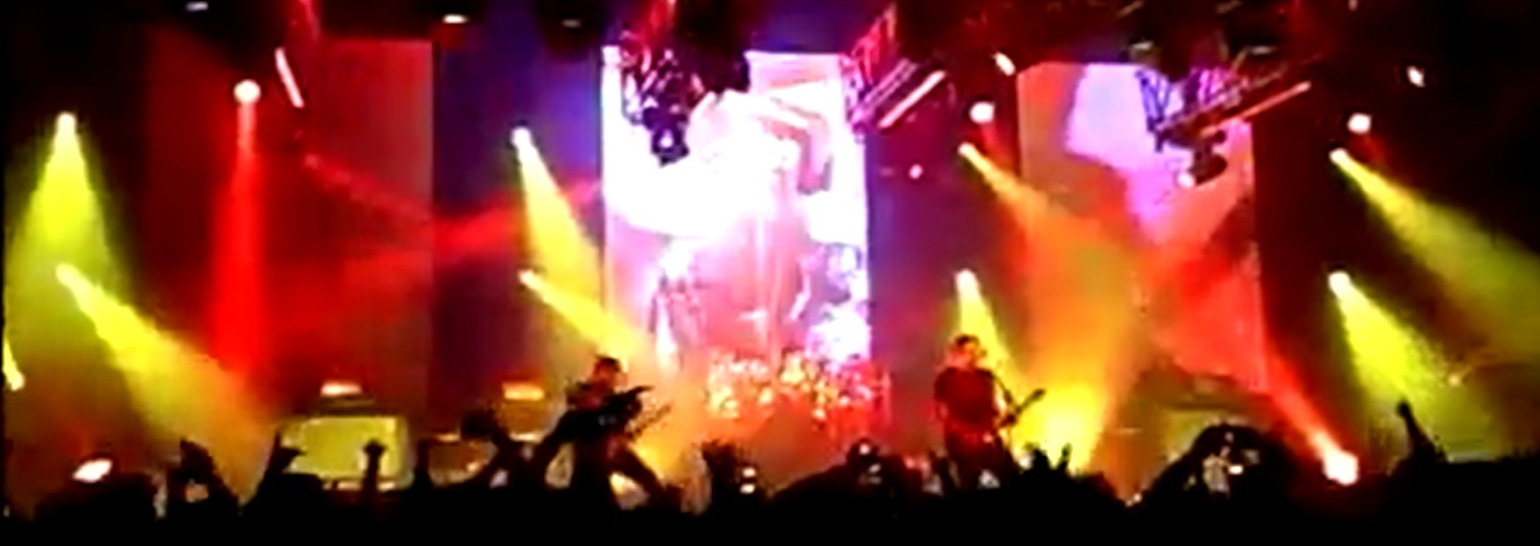 Breaking Benjamin on Stage